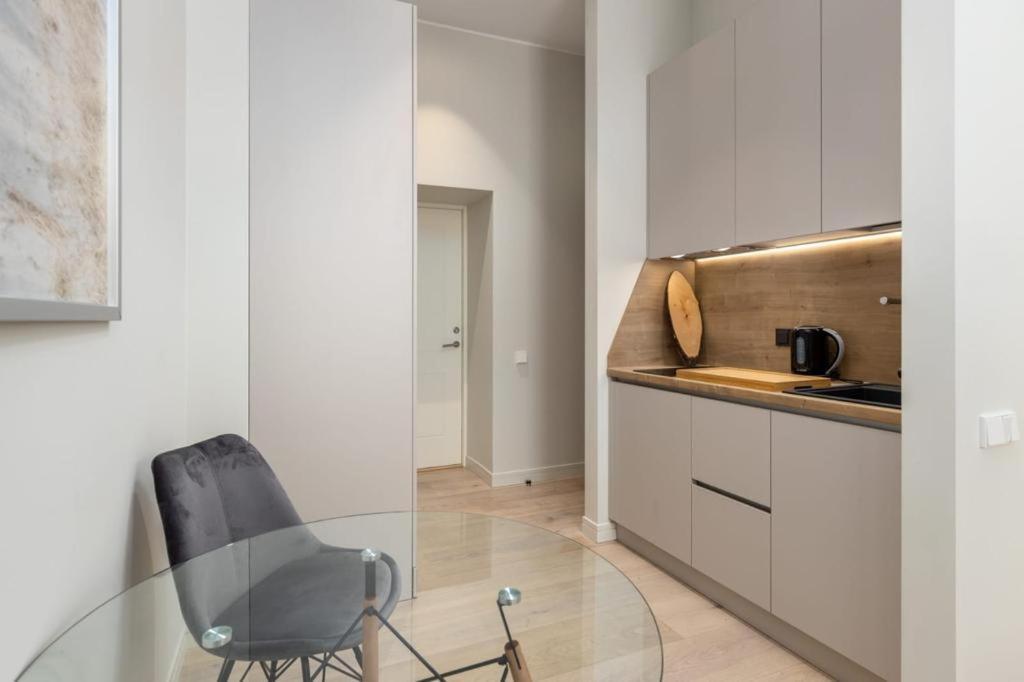 Kalnina Street Studio Apartment Riga Bagian luar foto
